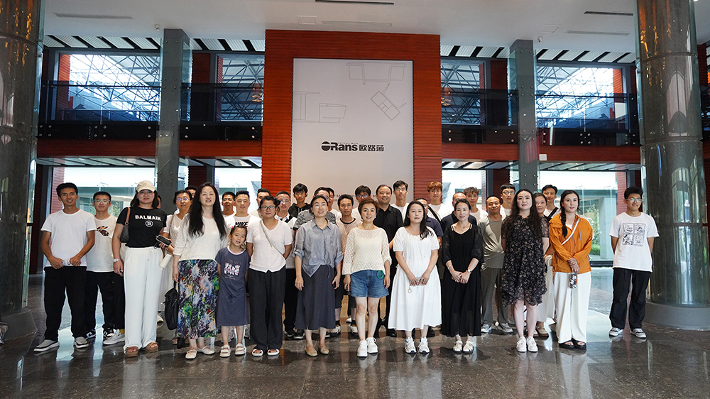 k8凯发喜迎陇原贵宾 共话全球『智』造蓝图